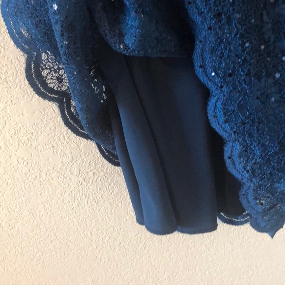 2/40$ Stunning blue dress - Picture 6 of 7